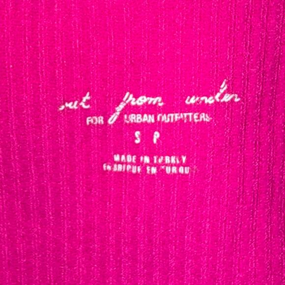 Urban Outfitters Out From Under Hailey Seamless Ribbed Plunge Crop Top Size S - Picture 3 of 8